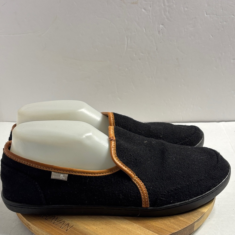Sanuk Women's Pair O Dice Wool Loafer Flat Black Wind Chime Flats Sz 10 Flaws